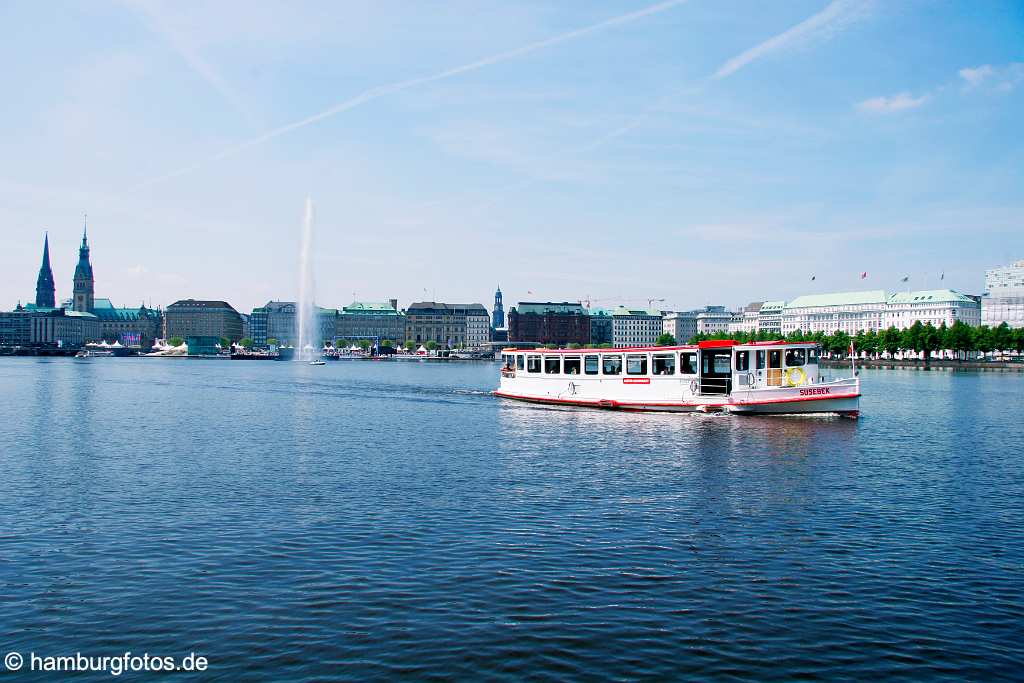 id106855 Hamburg | Skyline 2006, Binnenalster mit Alsterschiff