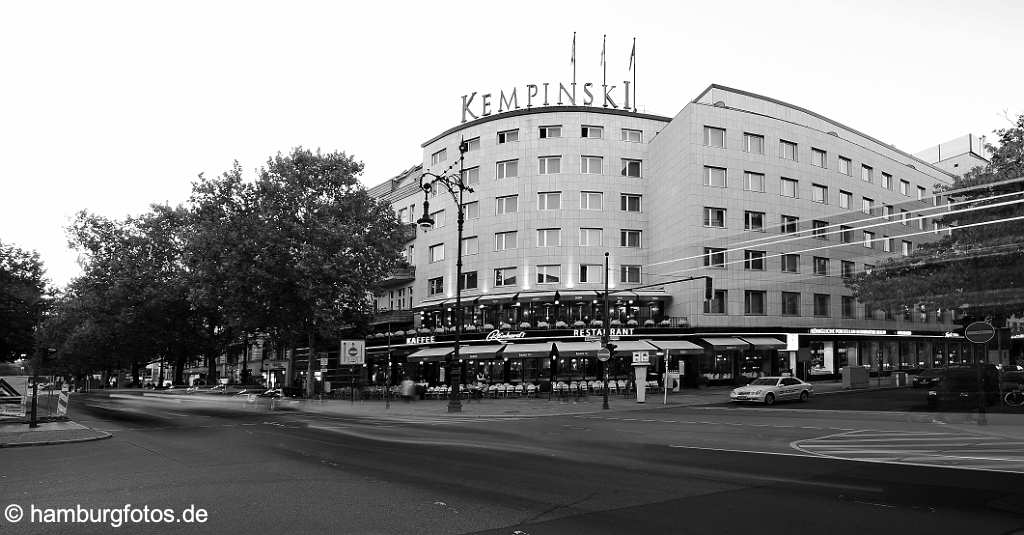 berlin_panorama_BP36 Berlin Panoramabild, Kurfürstendamm, Hotel Kempinski, schwarzweiß