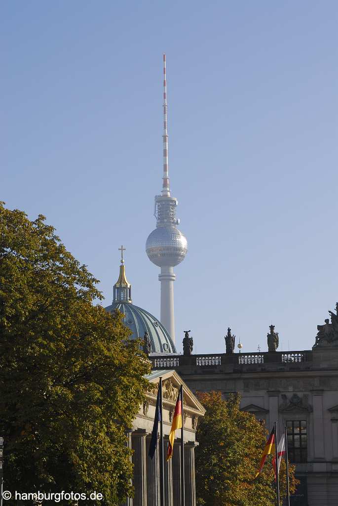 berlin_topbild_BT042 Berliner Dom, Fernsehturm, Skulpturen