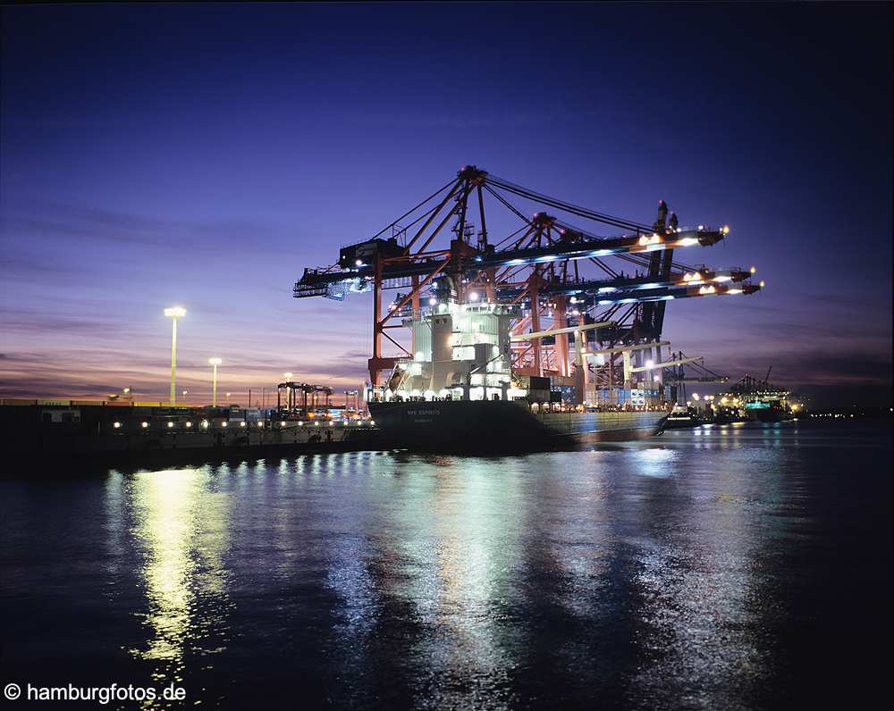 id104743 Containerterminal bei Nacht im Waltershofer Hafen, wundervolle Lichter-Stimmung in violett, orange