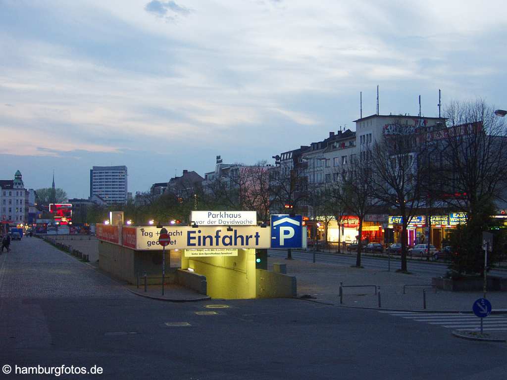 id104975 Reeperbahn | alter Spielbudenplatz vor 01/2006 bei Nacht