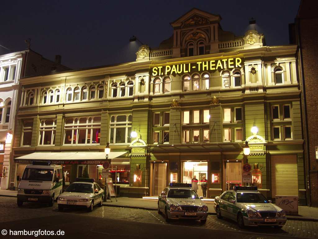 id105026 Spielbudenplatz | Motive rund um die Reeperbahn | St. Pauli-Theater