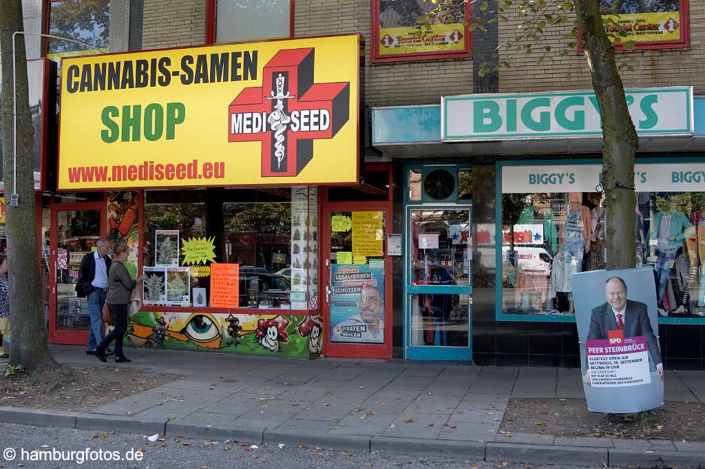 id520213 Hamburg St. Pauli, Reeperbahn, "Cannabis-Shop"