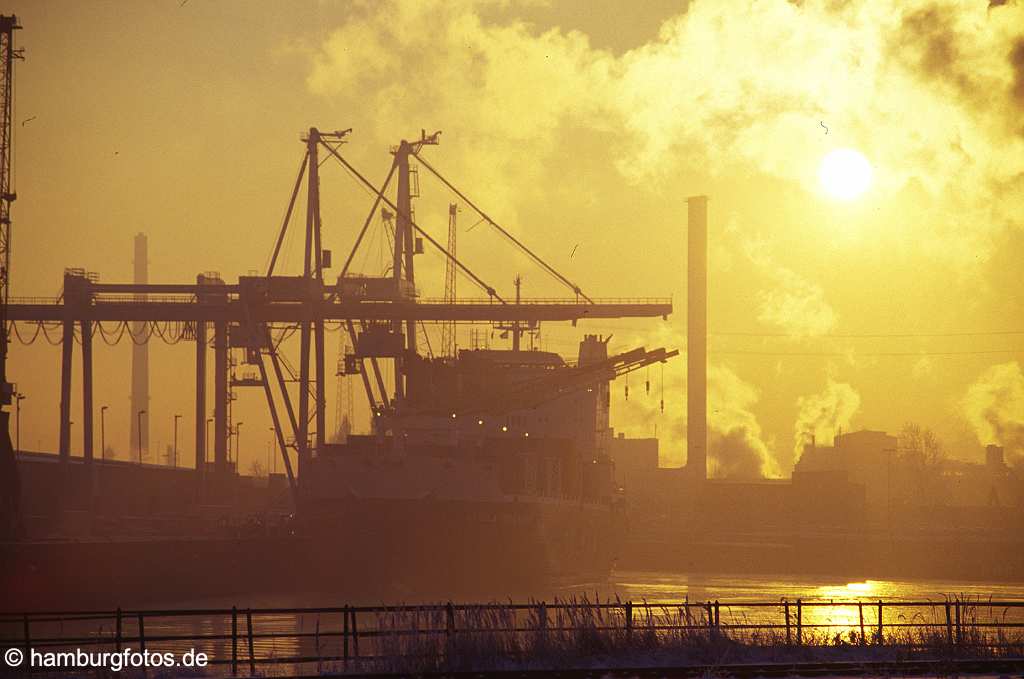 id104874 Hansestadt Hamburg | Fotografien zum Thema Winter und Weihnachten | Industrie