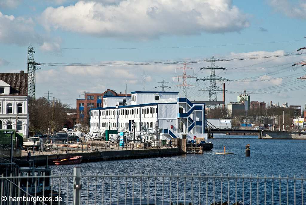 id522565 Wohnschiff "Transit" im Harburger Hafen