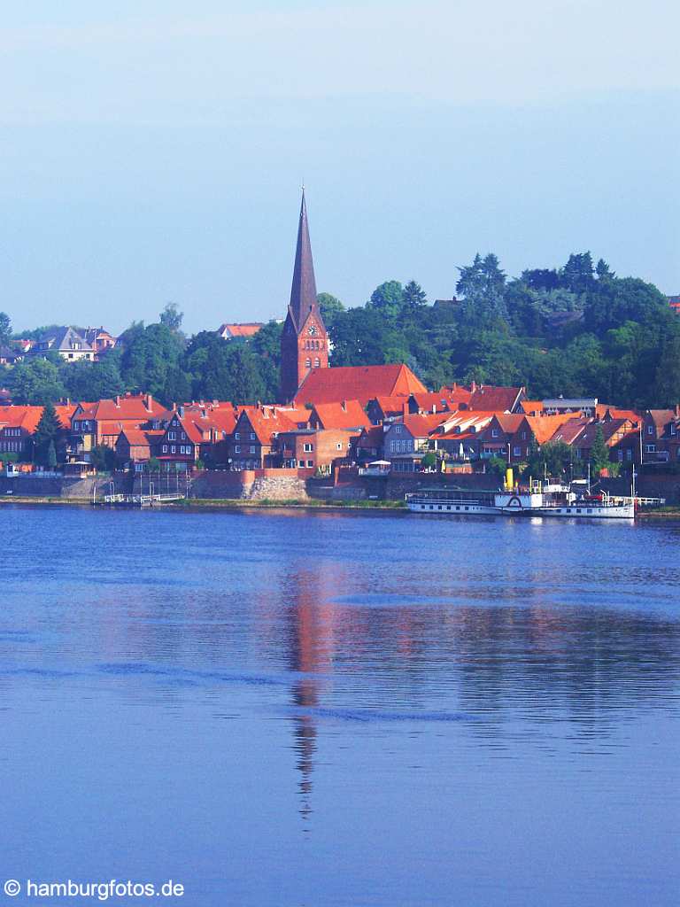 id100432 Schleswig-Holstein, Die Altstadt von Lauenburg an der Elbe.