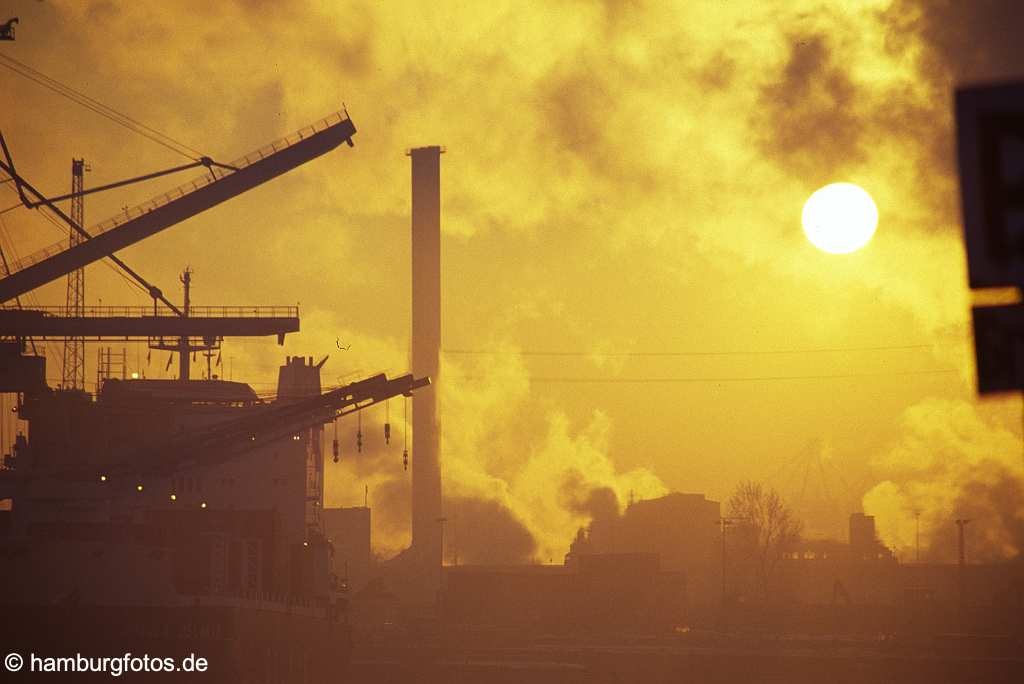 id104867 Hansestadt Hamburg | Fotografien zum Thema Winter und Weihnachten | Industrie