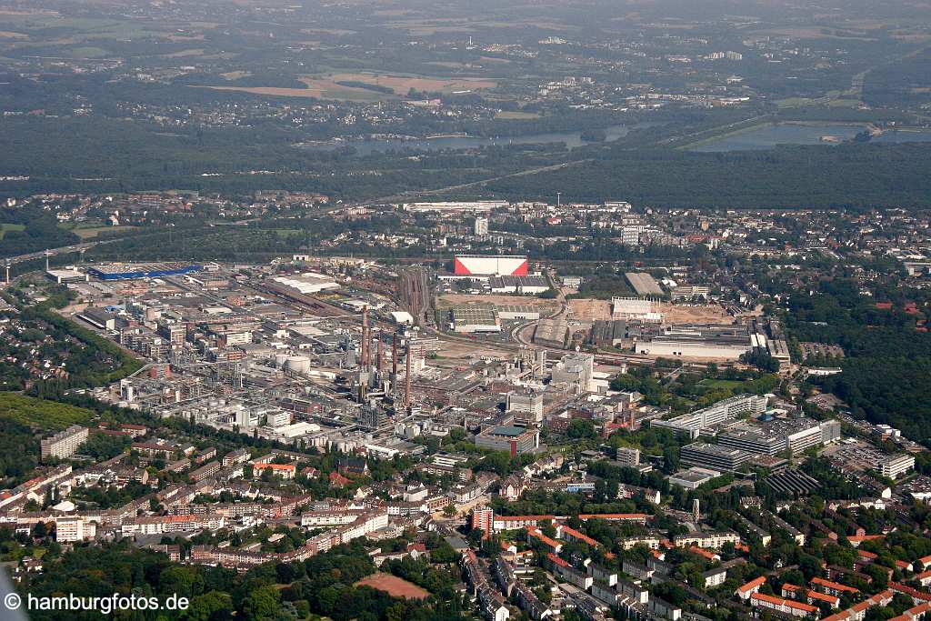 id107844 Düsseldorf am Rhein aus der Vogelperspektive | Duesseldorf from a bird's eye view , aerial photography, aerial picture, aerial pictures, air photo, air photos, bird's eye view, Düsseldorf, Duesseldorf, Germany, Luftbild, Luftbilder, Nordrhein-Westfahlen, Rhein, Vogelperspektive