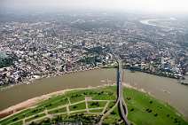 id107816 Düsseldorf am Rhein aus der Vogelperspektive | Duesseldorf from a bird's eye view , aerial photography, aerial picture, aerial pictures, air photo, air photos,...