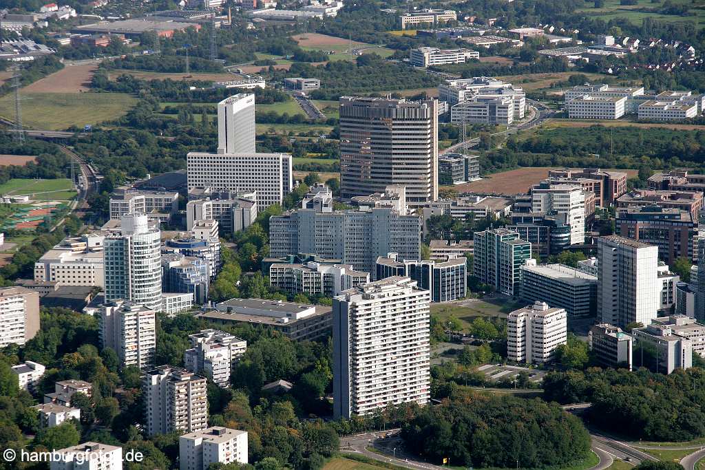 id107923 Luftbilder von Frankfurt am Main | aerial photography of Frankfurt am Main, aerial photography, aerial picture, aerial pictures, air photo, air photos, bird's eye view, Frankfurt am Main, Germany, Hessen, Luftbild, Luftbilder, Main, Vogelperspektive