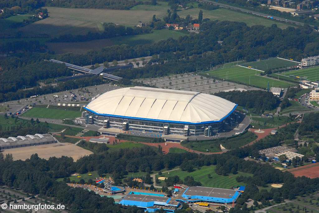 id107268 Gelsenkirchen aus der Vogelperspektive | Gelsenkirchen from a bird's eye view Stadion vom FC Schalke 04, Veltins-Arena