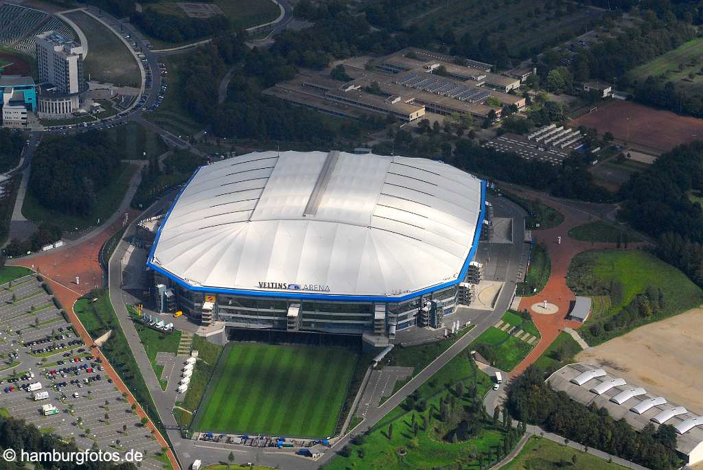 id107307 Gelsenkirchen aus der Vogelperspektive | Gelsenkirchen from a bird's eye view Stadion vom FC Schalke 04, Veltins-Arena