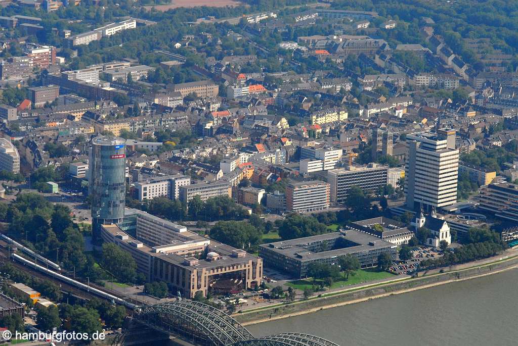 id107530 Köln aus der Vogelperspektive | Cologne from a bird's eye view , aerial photography, aerial picture, aerial pictures, air photo, air photos, bird's eye view, Cologne, Germany, Koeln, Luftbild, Luftbilder, NRW, Rhein, Rhine, Vogelperspektive