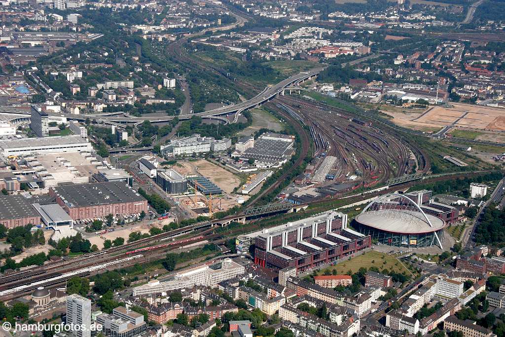 id107875 Köln aus der Vogelperspektive | Cologne from a bird's eye view , aerial photography, aerial picture, aerial pictures, air photo, air photos, bird's eye view, Cologne, Germany, Koeln, Luftbild, Luftbilder, NRW, Rhein, Rhine, Vogelperspektive