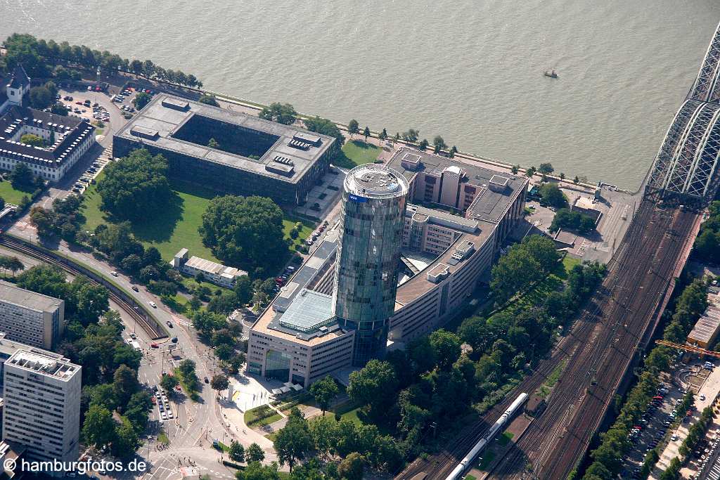 id107889 Köln aus der Vogelperspektive | Cologne from a bird's eye view , aerial photography, aerial picture, aerial pictures, air photo, air photos, bird's eye view, Cologne, Germany, Koeln, Luftbild, Luftbilder, NRW, Rhein, Rhine, Vogelperspektive