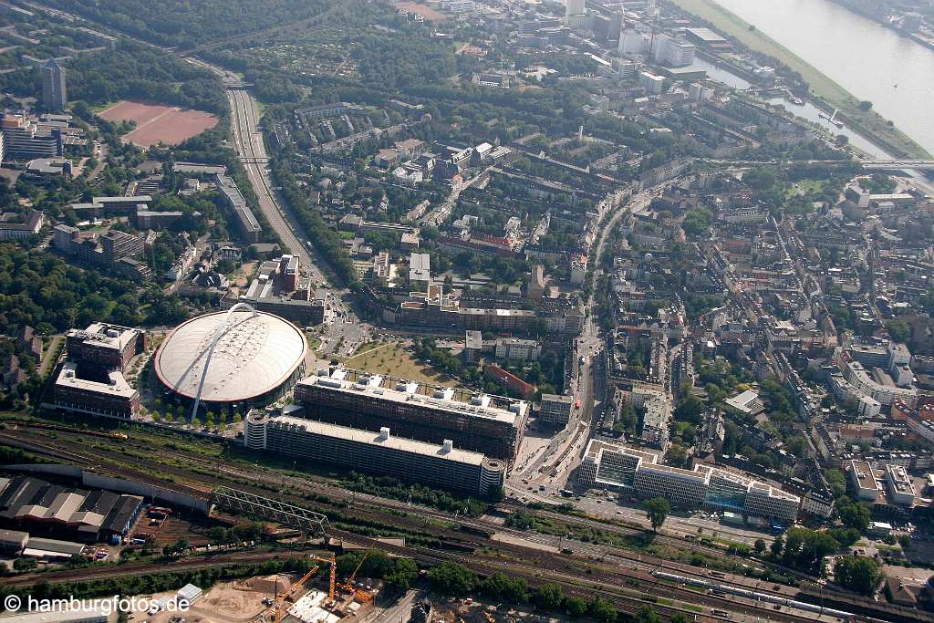 id107892 Köln aus der Vogelperspektive | Cologne from a bird's eye view , aerial photography, aerial picture, aerial pictures, air photo, air photos, bird's eye view, Cologne, Germany, Koeln, Luftbild, Luftbilder, NRW, Rhein, Rhine, Vogelperspektive