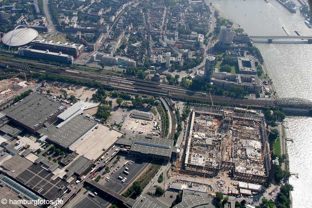 id107896 Köln aus der Vogelperspektive | Cologne from a bird's eye view , aerial photography, aerial picture, aerial pictures, air photo, air photos, bird's eye view, Cologne, Germany, Koeln, Luftbild, Luftbilder, NRW, Rhein, Rhine, Vogelperspektive