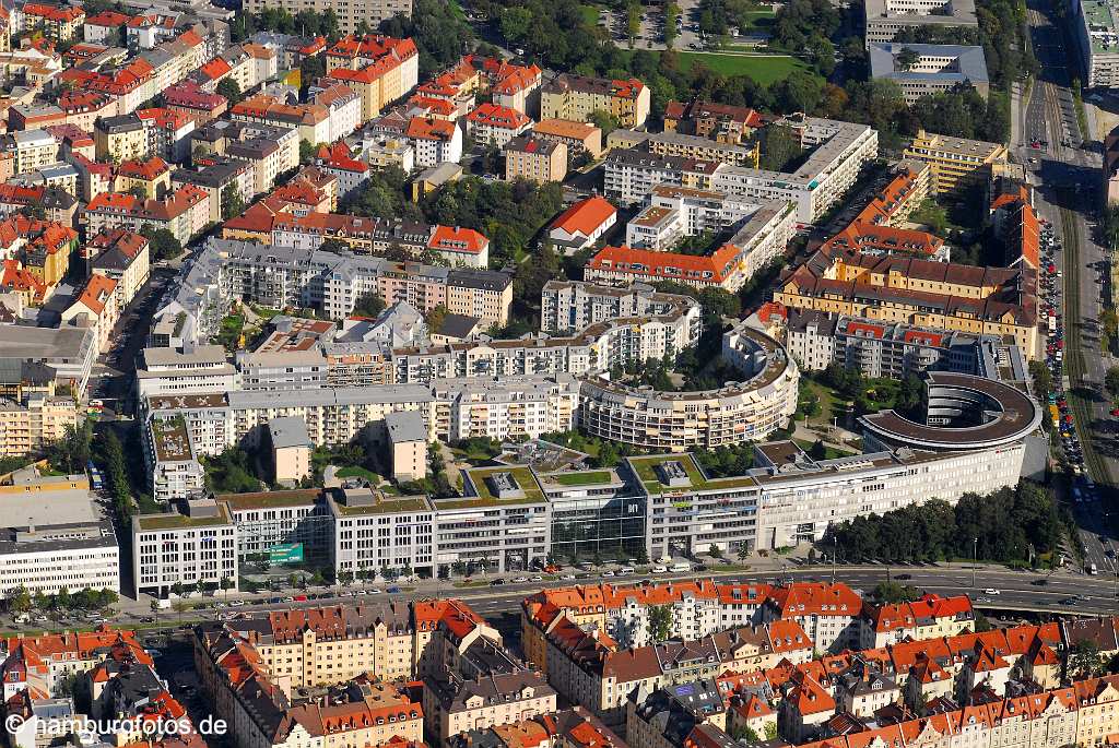 id107178 München an der Isar aus der Vogelperspektive | Munich from a bird's eye view , aerial photography, aerial picture, aerial pictures, air photo, air photos, Bayern, bird's eye view, Germany, Isar, Landeshauptstadt, Luftbild, Luftbilder, München, Munich, Vogelperspektive