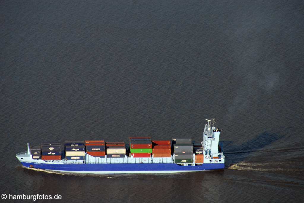 id109162 Containerschiff
