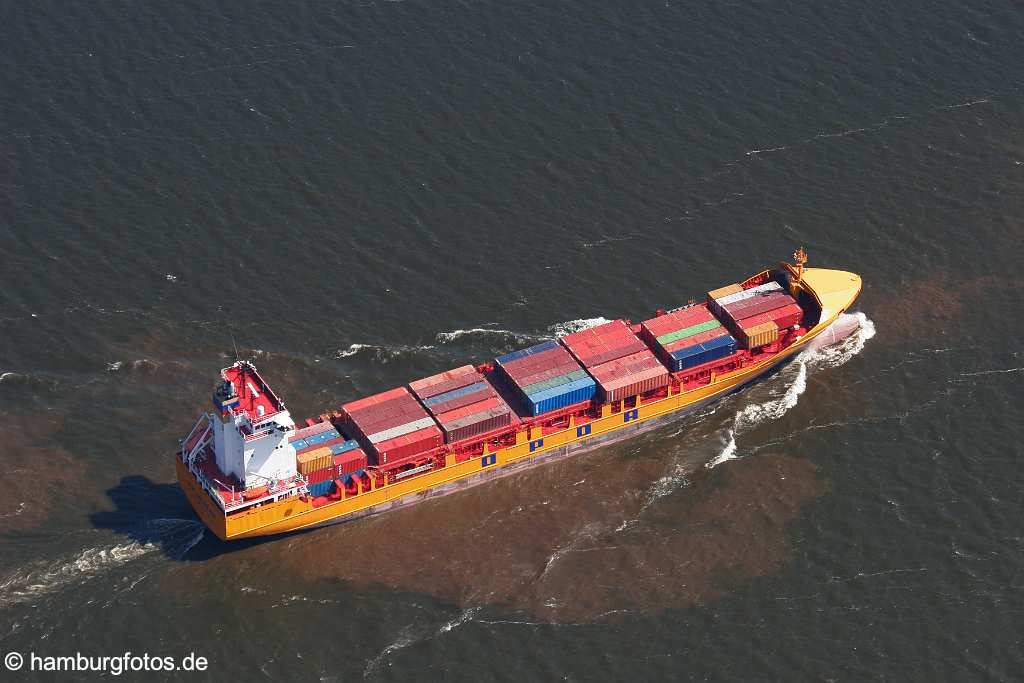 id109585 Containerschiff