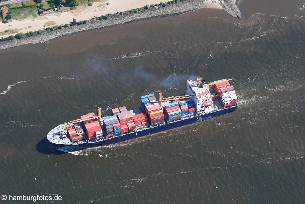 id109588 Containerschiff