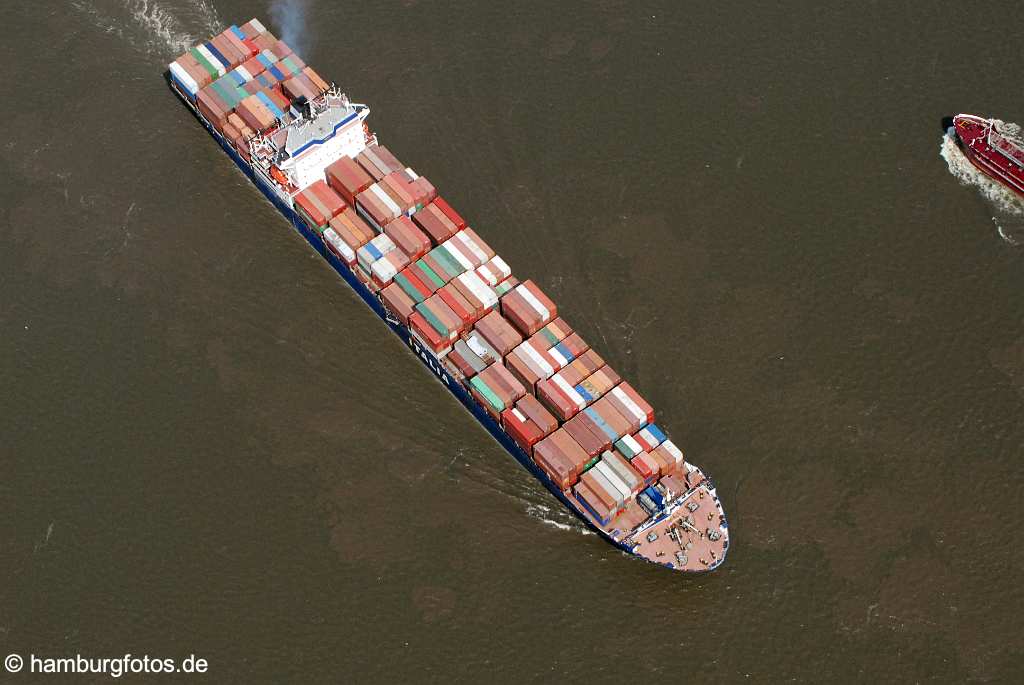 id111857 Containerschiff, Vessel aerial photography, aerial pictures, air photos, bird's eye view, Deutschland, Germany, Hambourg, Hamburg, Hamburger, Hamburgo, Luftaufnahmen, Luftbildaufnahmen, Luftbilder, Norddeutschland, senkrecht, Senkrechtaufnahmen, Vogelperspektive