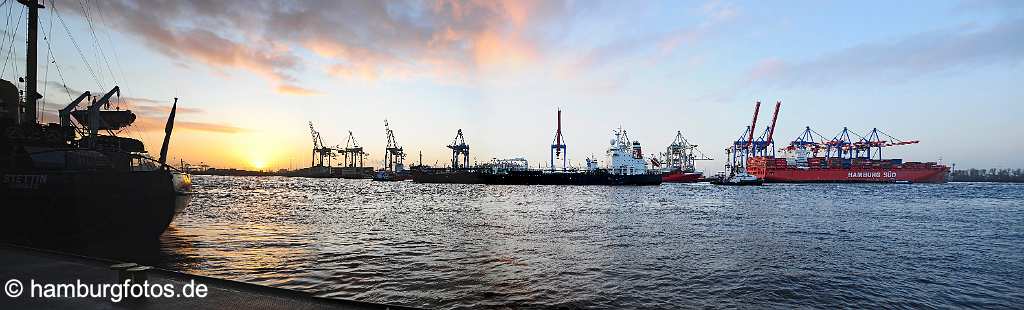 skyline_hamburg_P058 Sonnenaufgang im Hamburger Hafen