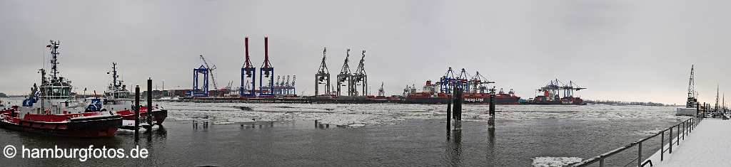 skyline_hamburg_P073 Hamburger Hafen, Winter 2010