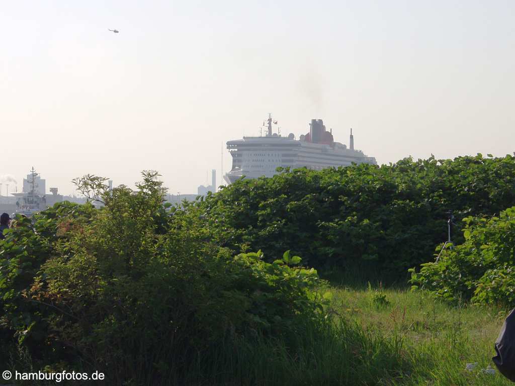 id104490 Hamburg | Kreuzfahrtschiff Queen Mary 2