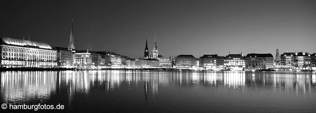 hamburg_schwarzweiss_001 Panoramabild Hamburg - Binnenalster bei Nacht