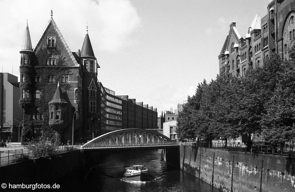 hamburg_schwarzweiss_184 Hamburg | Hamburg Altstadt (PLZ 20457) | Speicherstadt| historische Speicher, Läger, Fleete