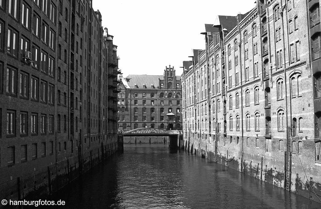 hamburg_schwarzweiss_185 Hamburg | Hamburg Altstadt (PLZ 20457) | Speicherstadt | historische Speicher, Läger, Fleete, Hamburg Bilder in schwarzweiss, schwarz-weiss