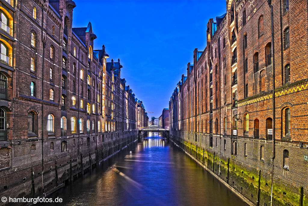 id520987_HDR Die Hamburger Speicherstadt in HDR-Tönung