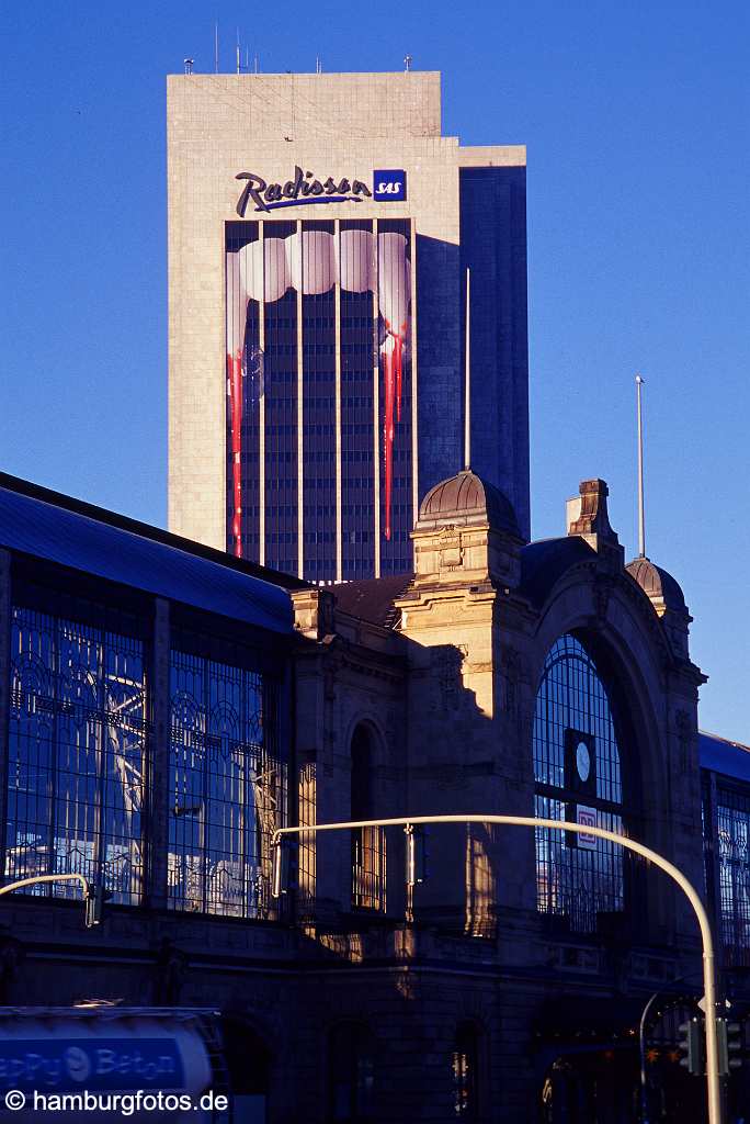 arc058 Dammtorbahnhof Hamburg, Hotel Radisson SAS.