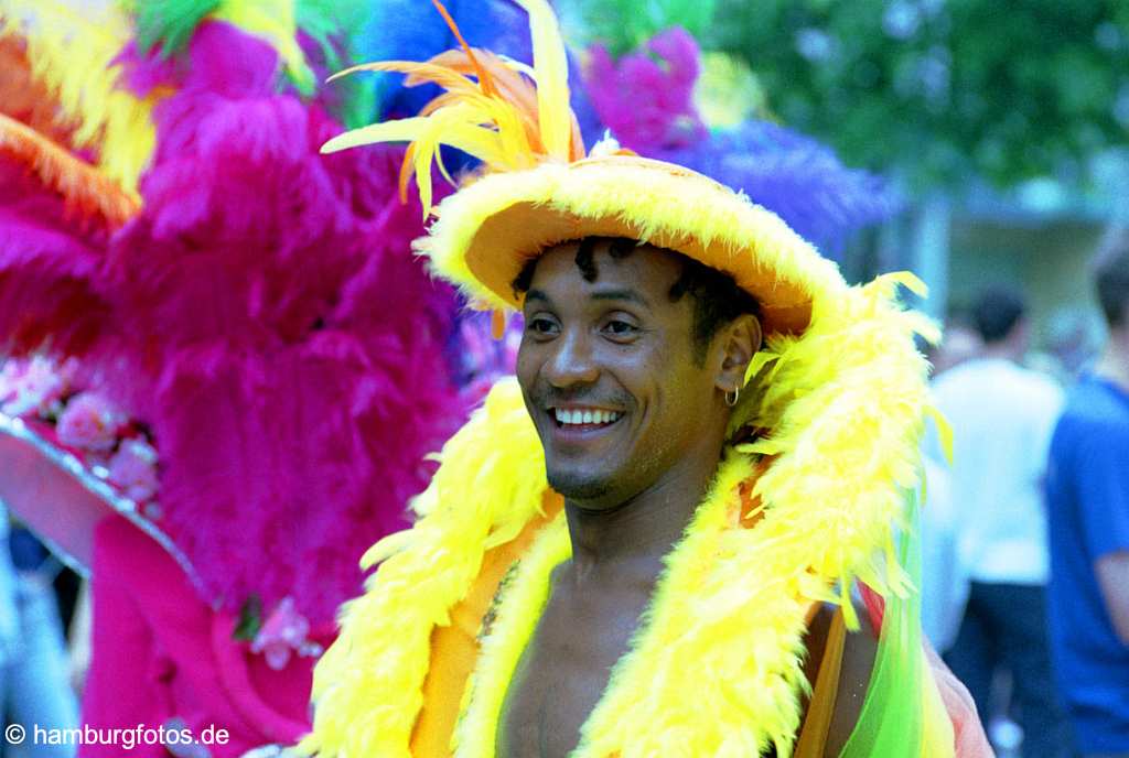 id100100 Der Christopher Street Day durch die Hamburger Innenstadt