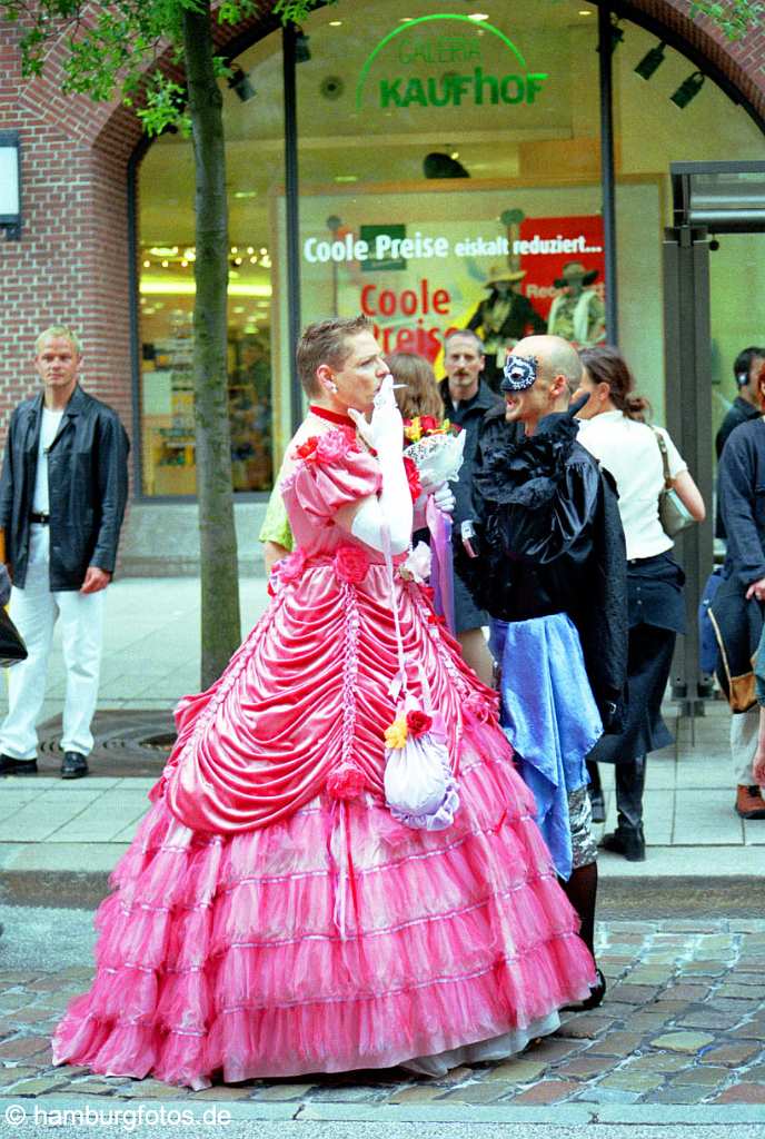 id100106 Der Christopher Street Day durch die Hamburger Innenstadt