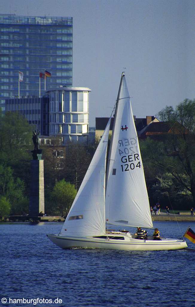 id10130 Segelboot Alster