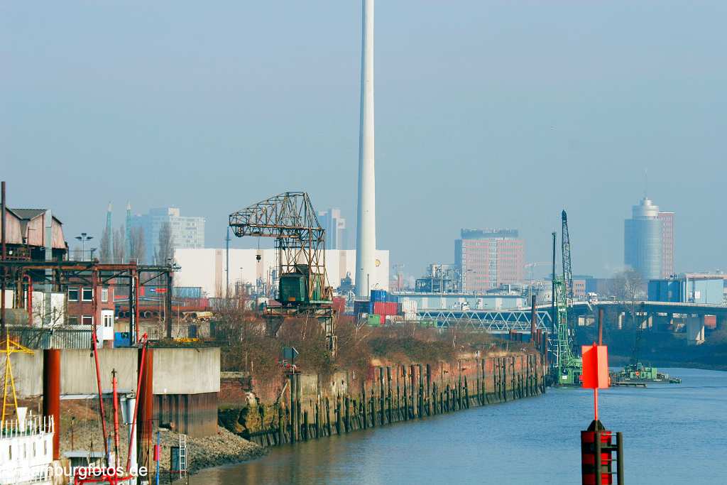 fsy_2786 HAMBURG - DIE WACHSENDE STADT | Wilhelmsburg - Elbinsel, Gartenstadt | Sprung über die Elbe | Der Reiherstieg aus südlicher Sicht | Der Reiherstieg mit Blickrichtung norden, Hamburger City
