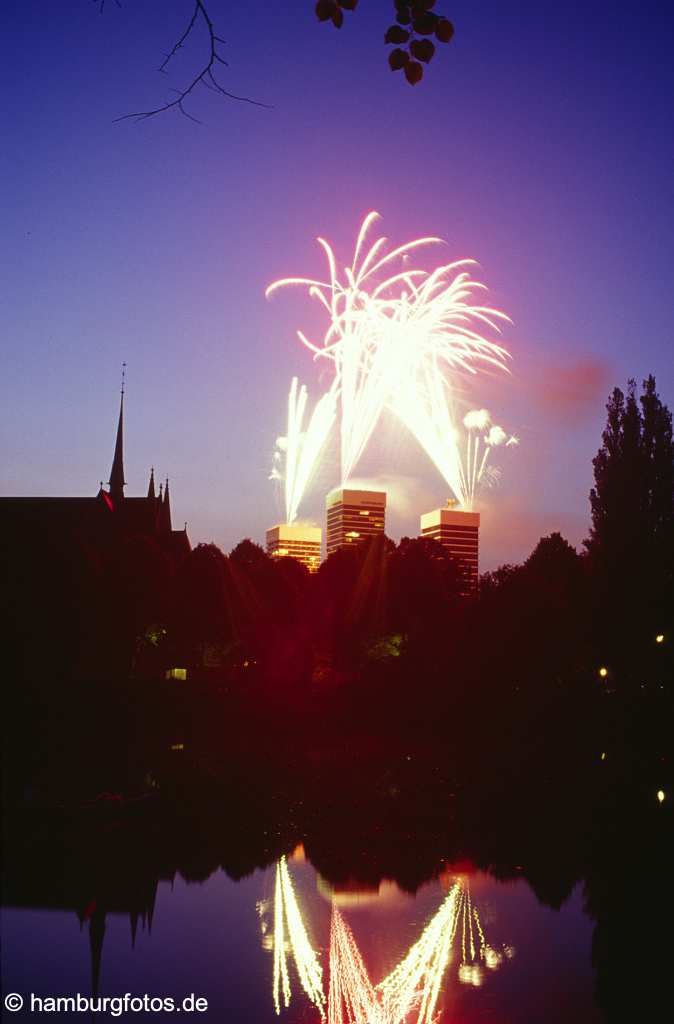 id10392 Feuerwerk Mundsburg, Uhlenhorst