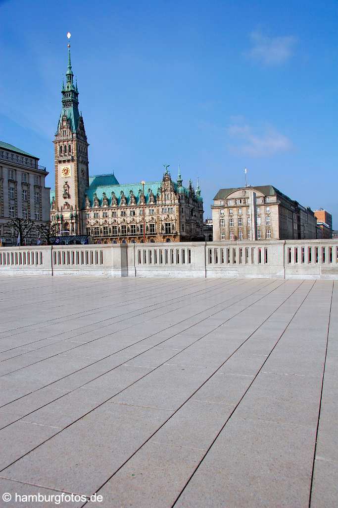 id106703 Hamburg-Neustadt | Skyline Hamburg, Binnenalster, Jungfernstieg, Hamburger Rathaus