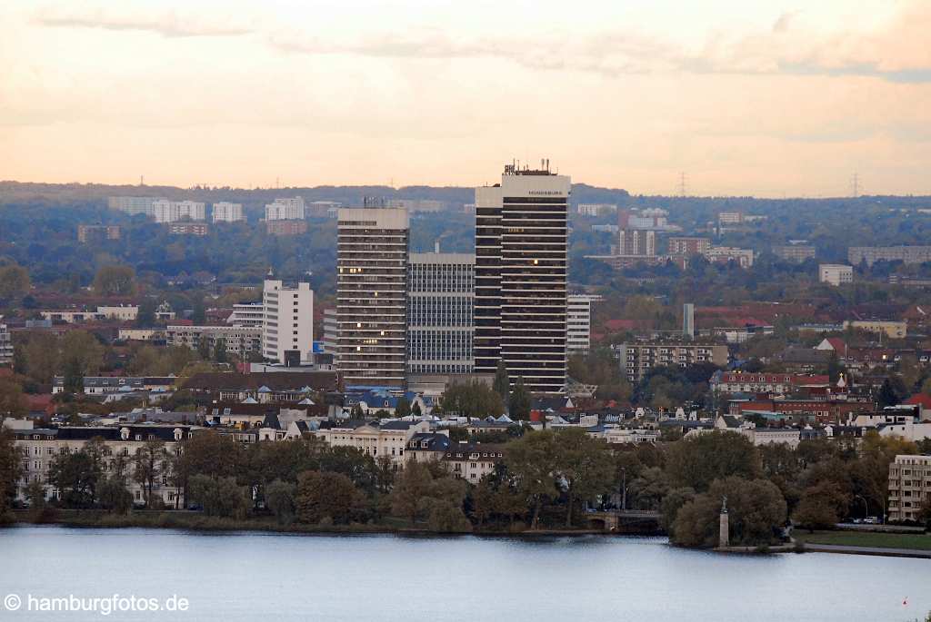 id109516 Hamburg aus der Vogelperspektive, Mundsburg-Tower, Barmbek, Uhlenhorst