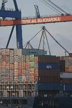 id101414 Hamburg, Hamburger Hafen, Hafencity, Container, Containerterminal, Containerumschlag, beladen, verladen, entladen, laden, Ladung