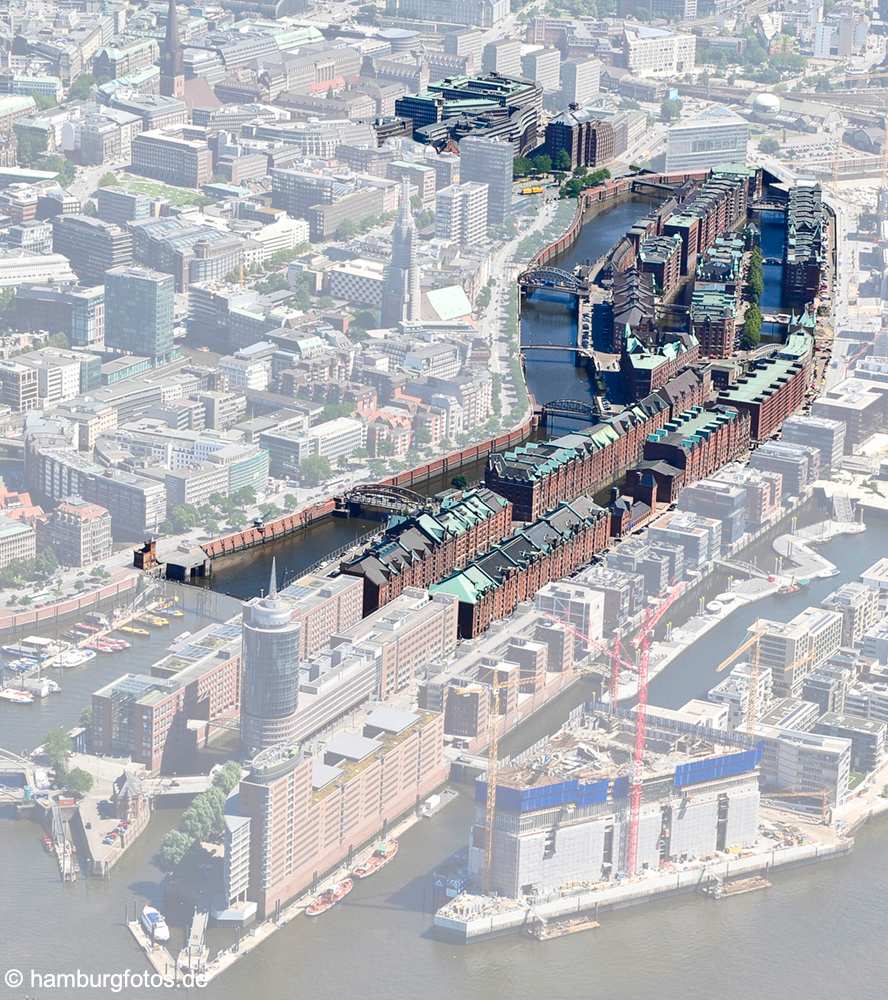 - Luftbild Hamburg, Speicherstadt, Kontorhausviertel hervorgehoben