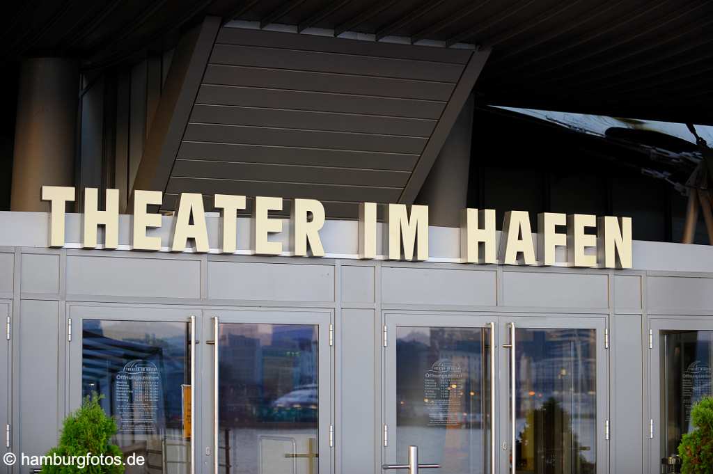 id502182 Theater im Hafen, Hamburg