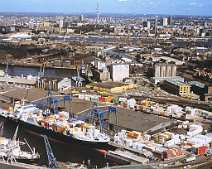id106730 Luftbild des Hamburger Hafens aus den 70er Jahren
