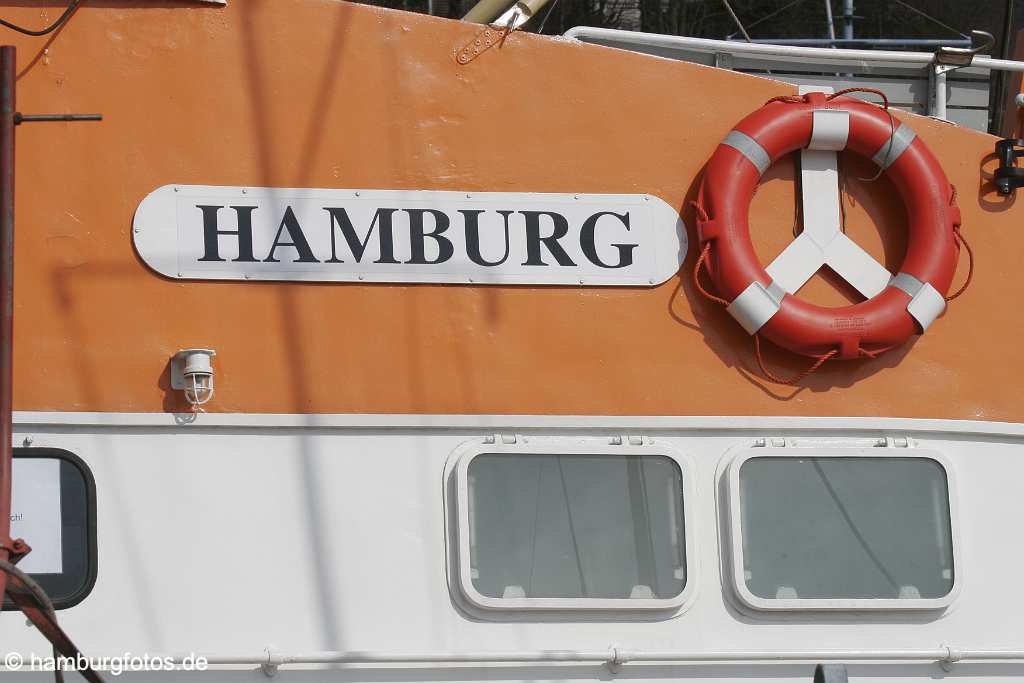 id106793 Hamburg | Seenotrettungskreuzer im Museumshafem, Rettungsring