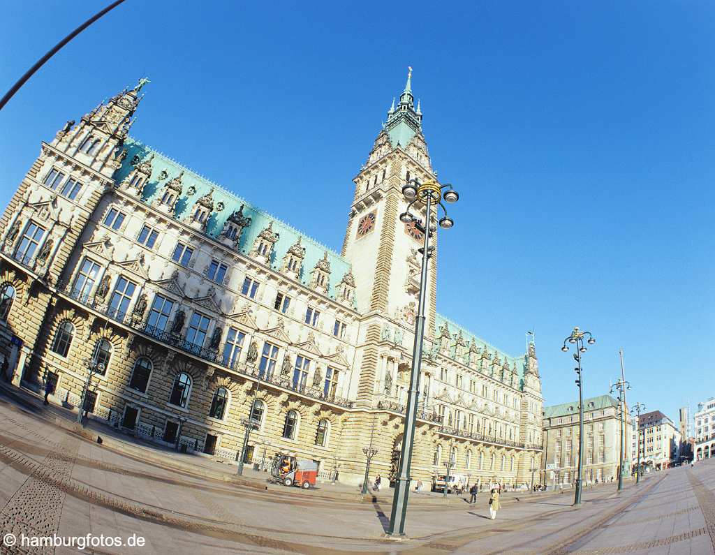 id111854 Hansestadt Hamburg |Fish-Eye-Fotografie des Hamburger Rathauses